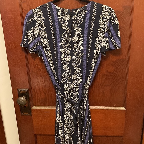 Loft sz 6 faux wrap floral dress - Picture 5 of 6
